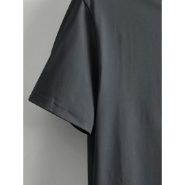 Eye-Catching Line Graphic Tee - Comfort Fit, Breathable Fabric for Summer Outings, Durable Crew Neck Men's T-Shirt